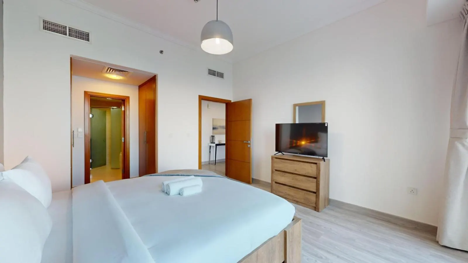 Ocean Heights - One Bed With City View Of Marina Dubai
